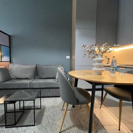 Ambassador Skyline Apartments Тирана Екстериор снимка