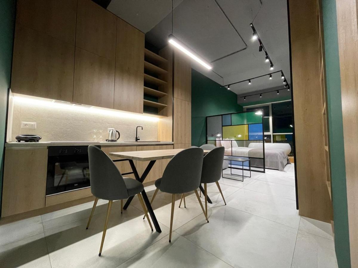 Ambassador Skyline Apartments Тирана Екстериор снимка