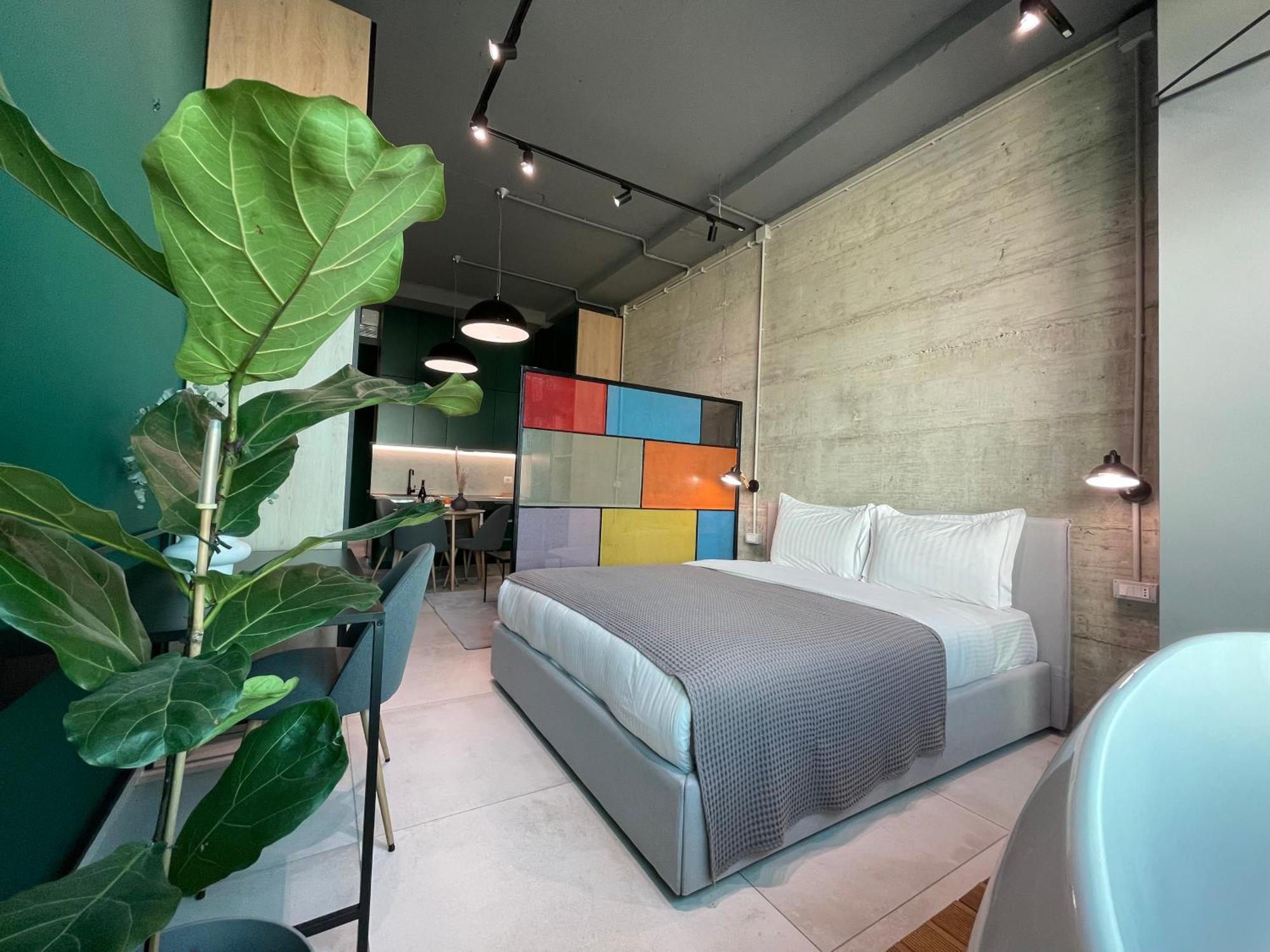 Ambassador Skyline Apartments Тирана Екстериор снимка
