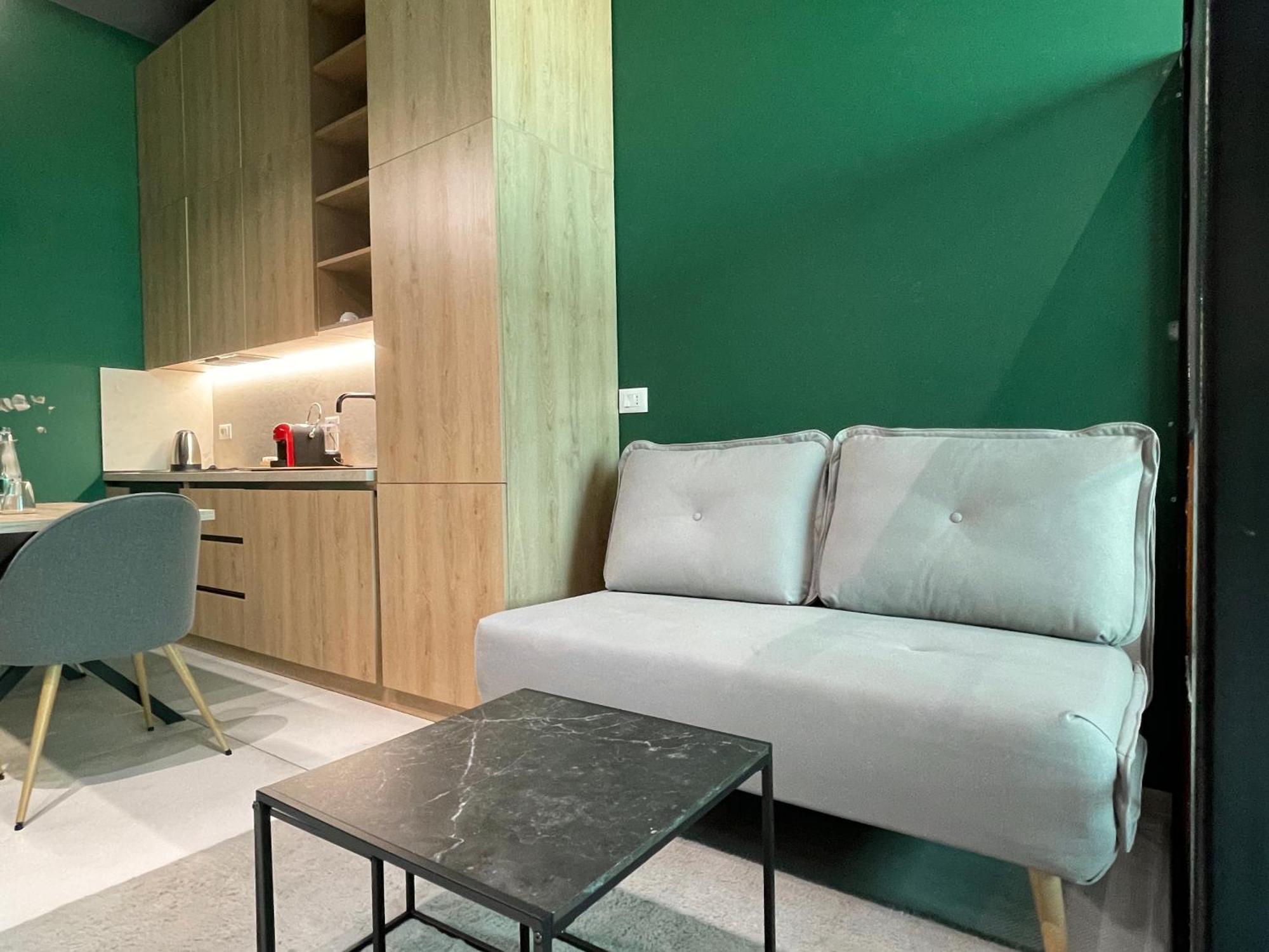 Ambassador Skyline Apartments Тирана Екстериор снимка