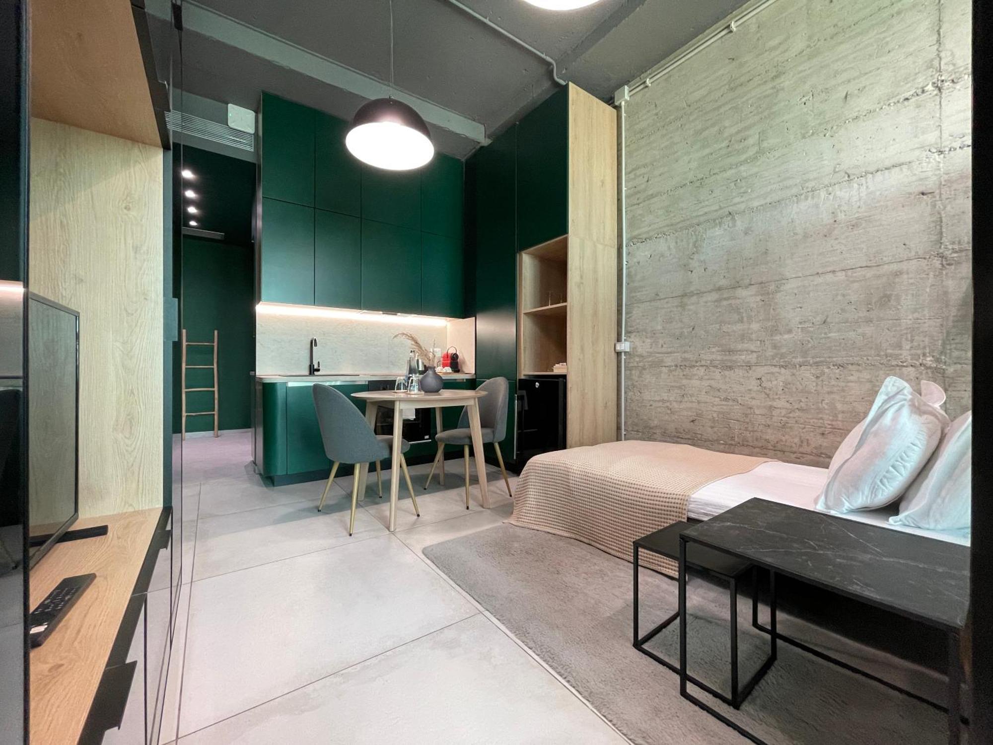 Ambassador Skyline Apartments Тирана Екстериор снимка