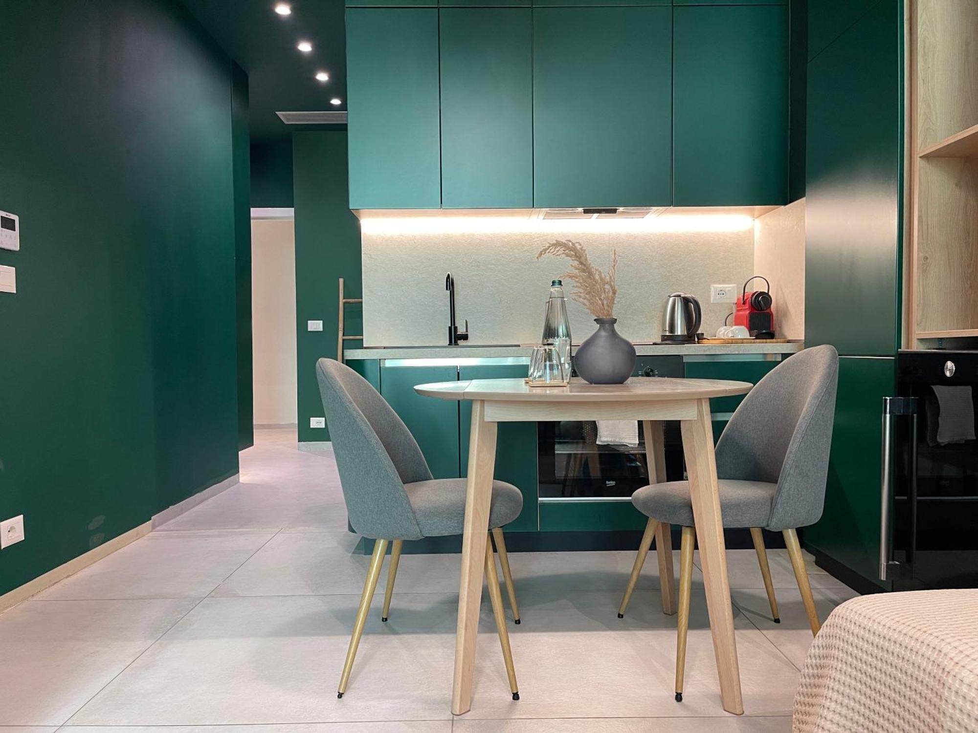 Ambassador Skyline Apartments Тирана Екстериор снимка