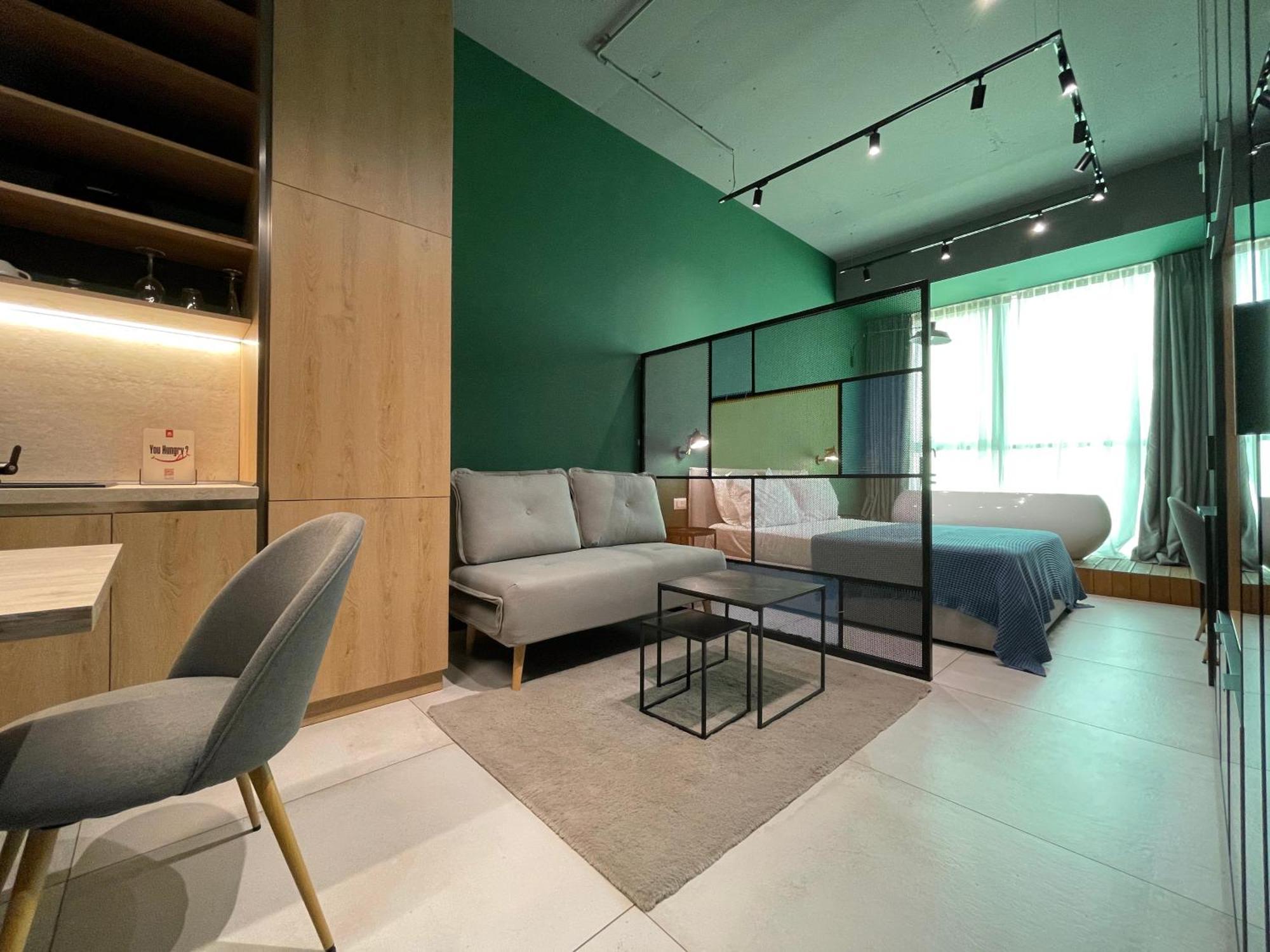 Ambassador Skyline Apartments Тирана Екстериор снимка